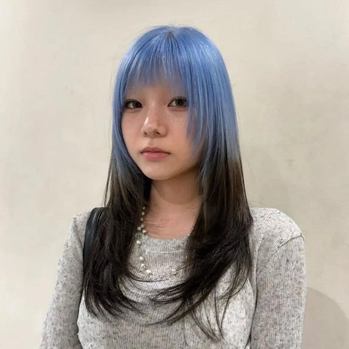 ロング カラー カット ヘアカラー トリートメント ハイトーンレイヤー 顔まわりSOTAのヘアスタイル