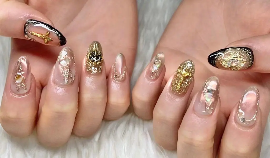 ネイル 長さ出し ジェルネイル 卒業式 韓国ネイル ミラーネイル ハンドネイル Nail&eye Belire 新宿のネイルデザイン