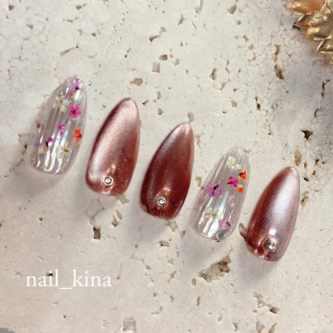 ネイル アートネイル フラワーネイル マグネットネイル 春ネイル nail_ kinaのネイルデザイン