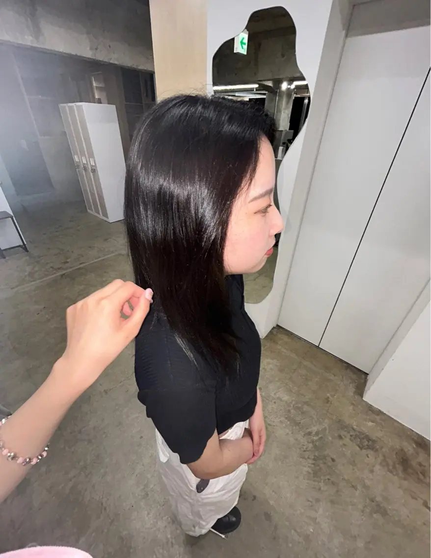 セミロング トリートメント 湯浅 美玖のヘアスタイル