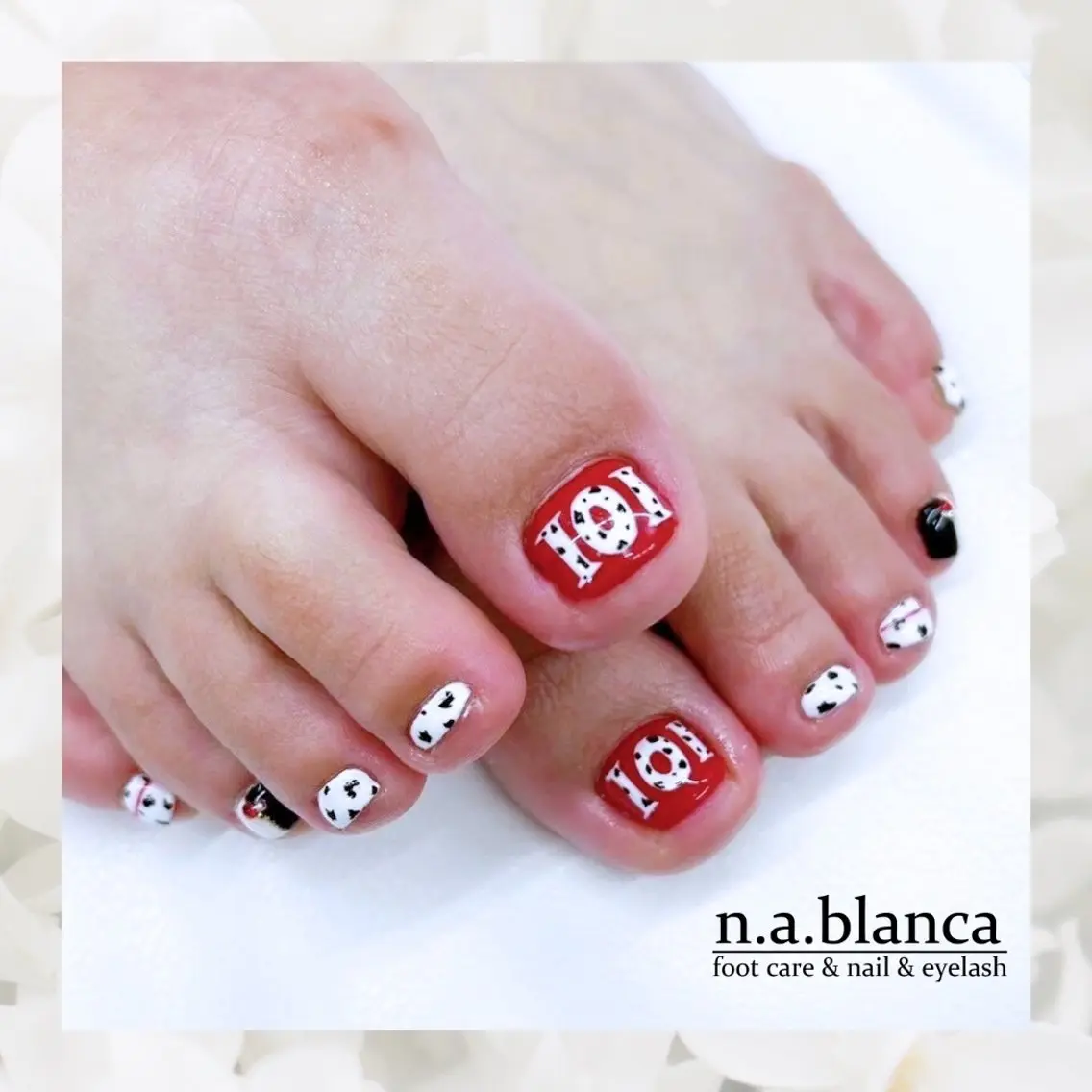 ネイル アートネイル フットネイル ジェルネイル ハロウィン 赤色 blanca🌺 mayu(東白楽)のネイルデザイン