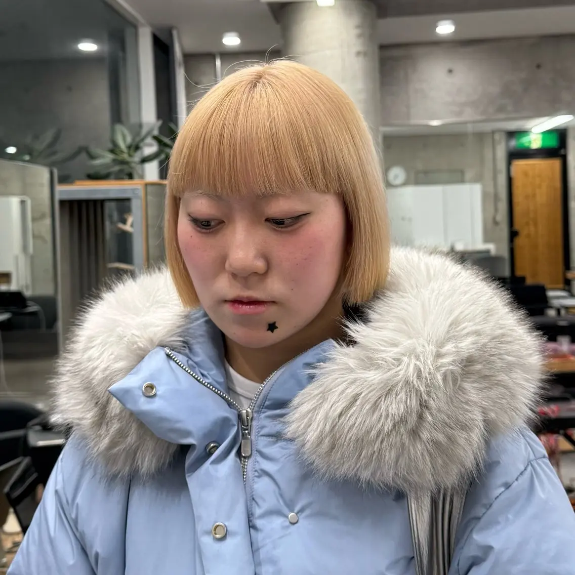 ショート カラー ヘアカラー Runa/大人 かわいいハイトーンのヘアスタイル
