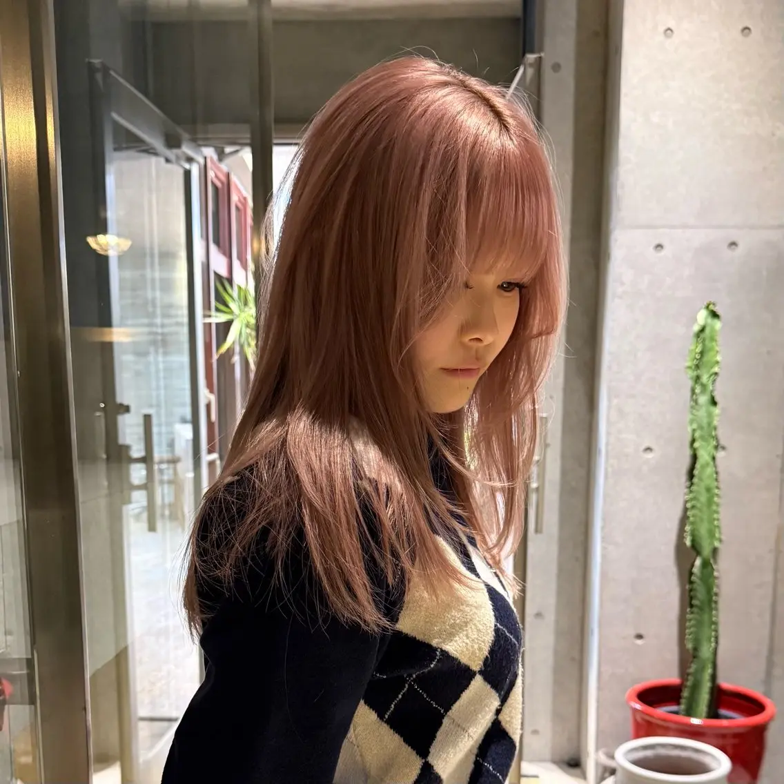 カラー RINA .のヘアスタイル