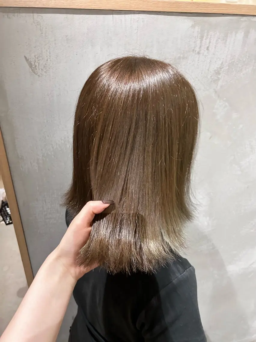 ミディアム カラー 透明感カラー 瀬川 夏緒のヘアスタイル
