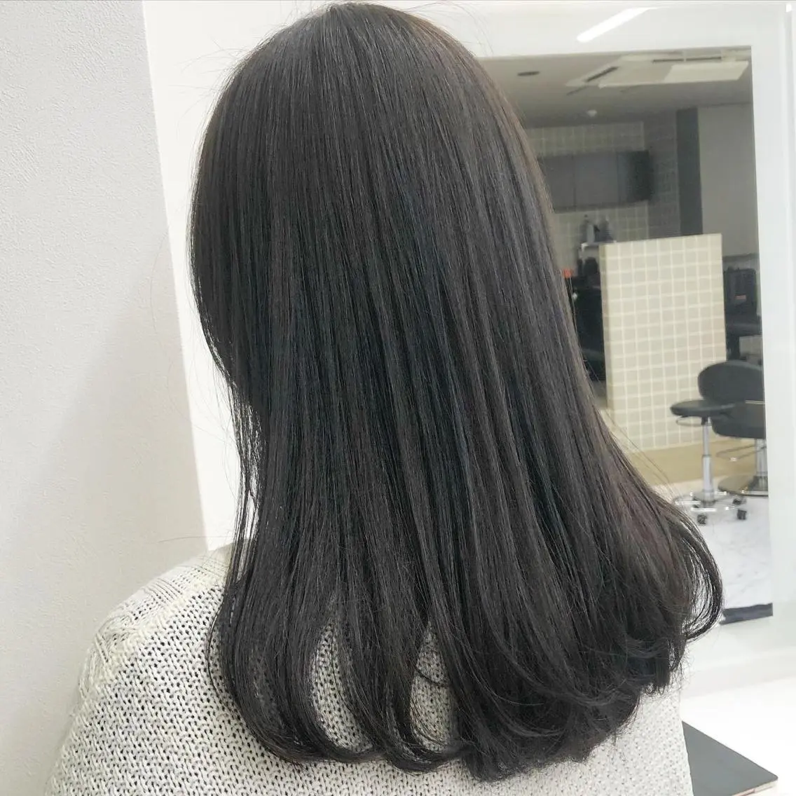 ロング カラー カット ヘアカラー ハイトーン×レイヤー カットTAKUMIのヘアスタイル
