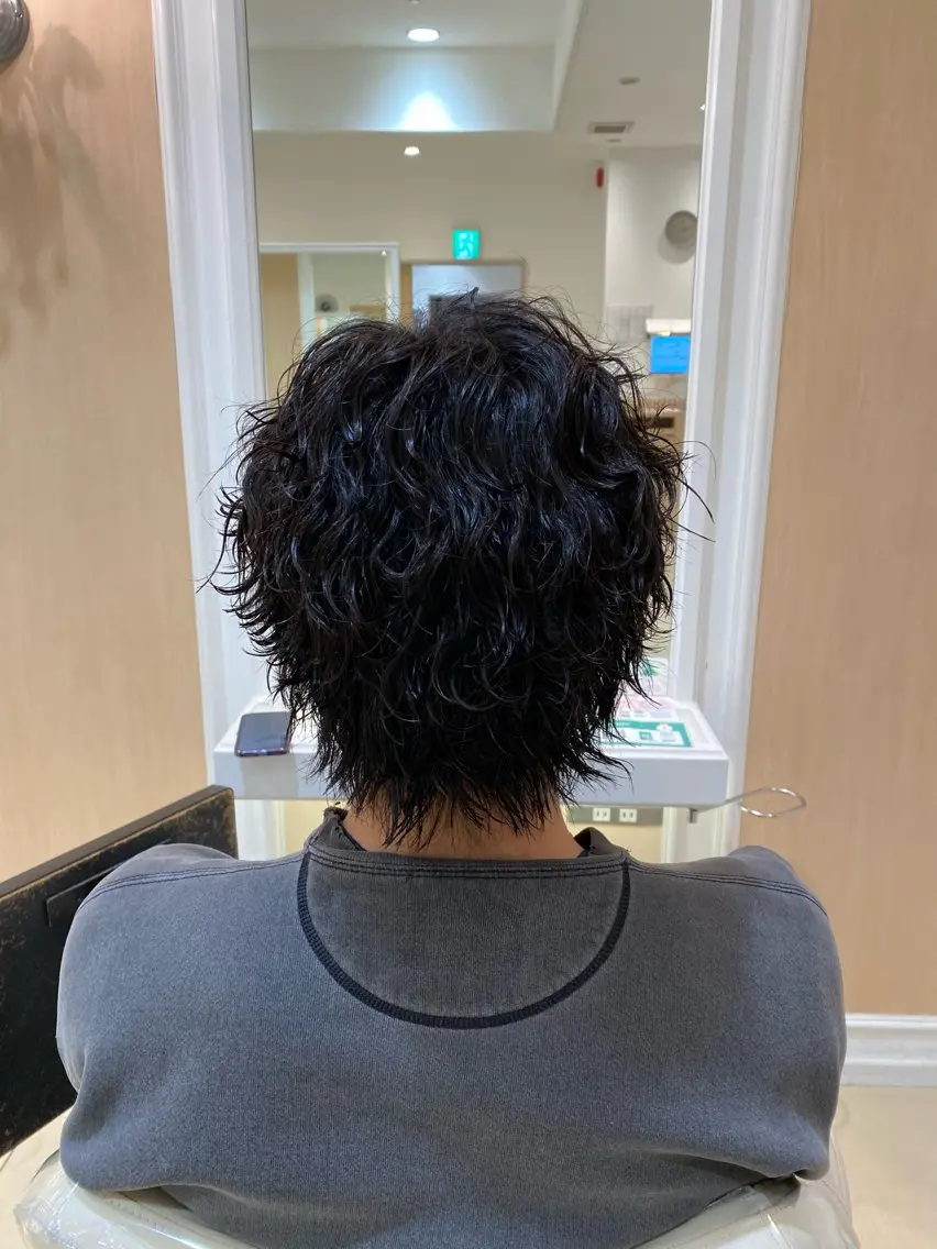 ショート パーマ メンズ カット パーマ メンズ特化型美容師 栗山勇人のヘアスタイル