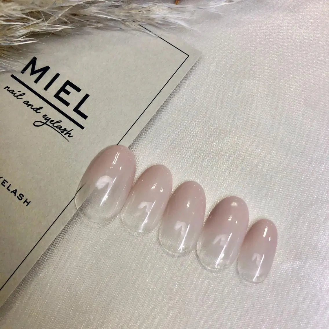 ネイル グラデーション ハンドネイル nail salon monailのネイルデザイン