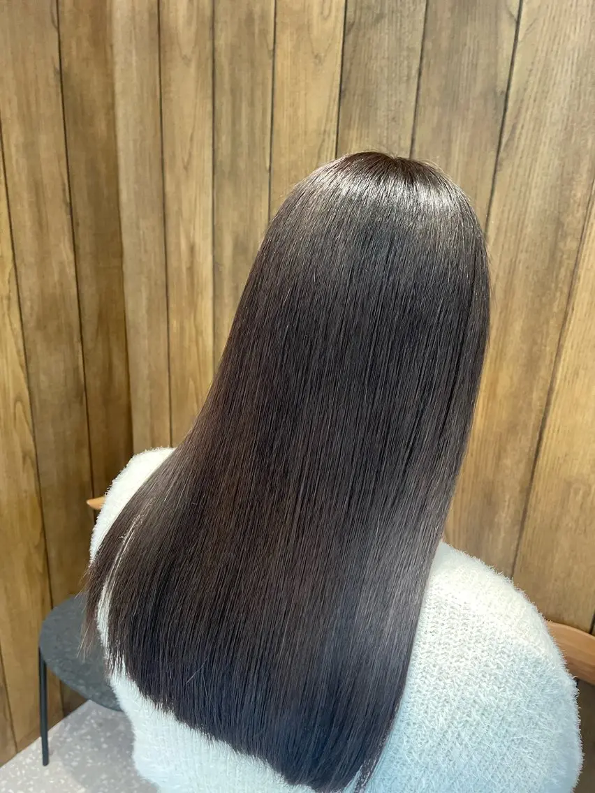 ロング 髪質改善 縮毛矯正 トリートメント カット ヘアカラー トリートメント 荒木 理緒のヘアスタイル