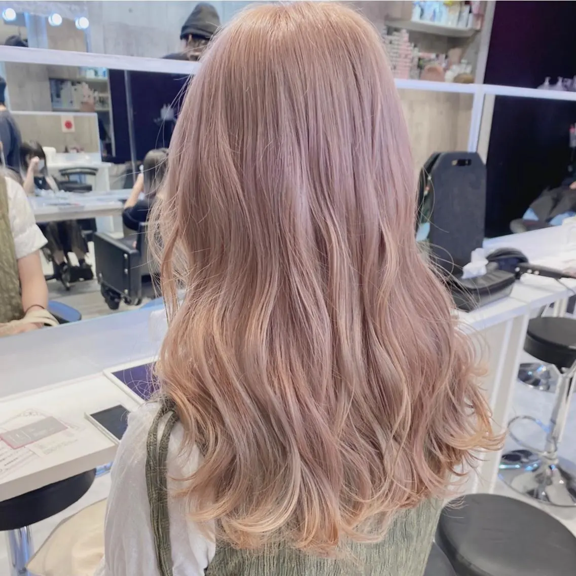 セミロング カラー ヘアアレンジ メンズ キッズ お悩み解決美容師 💐AMIのヘアスタイル