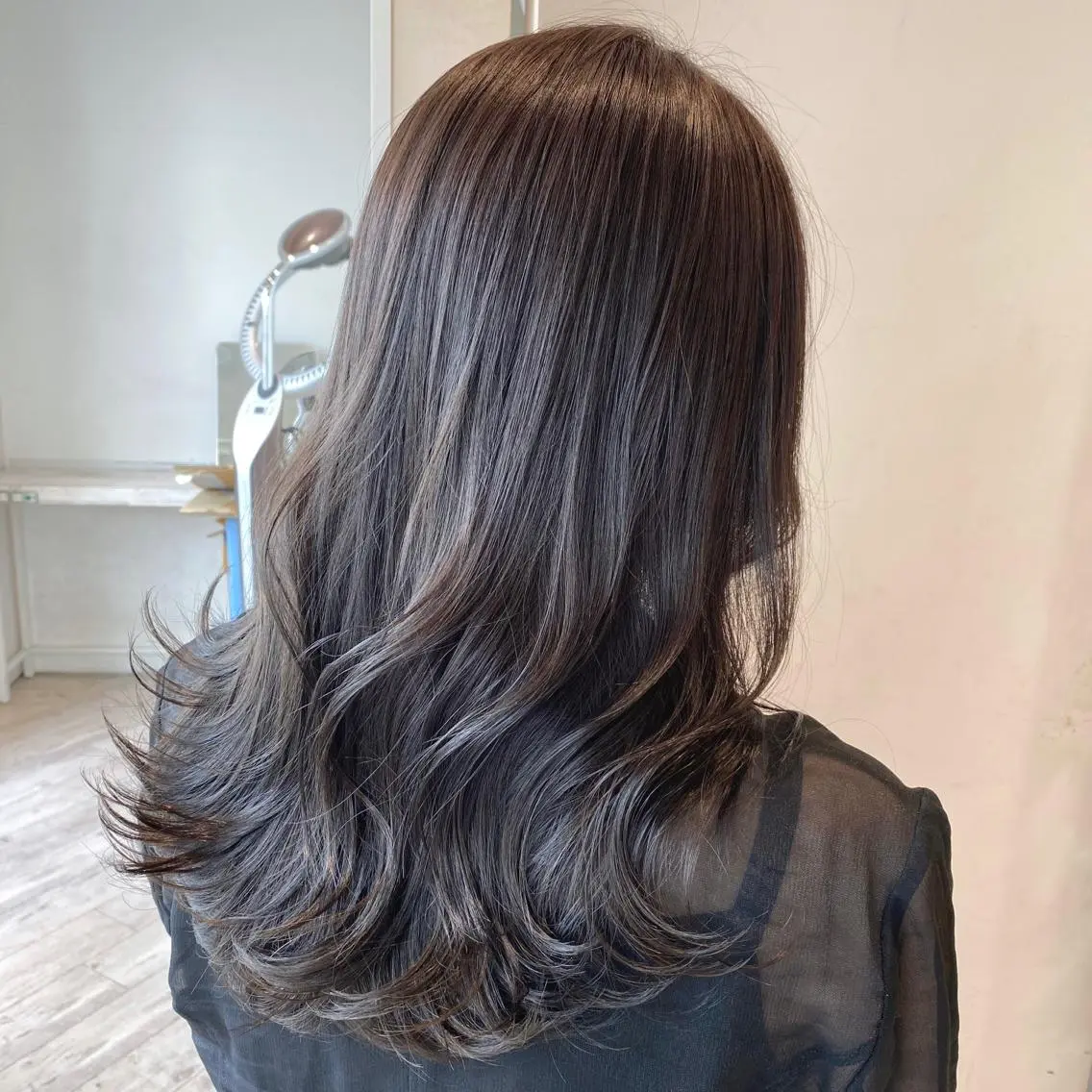 ロング カラー カット ヘアカラー トリートメント 顔まわりカット🌟 くびれヘア/寺門遥輝のヘアスタイル
