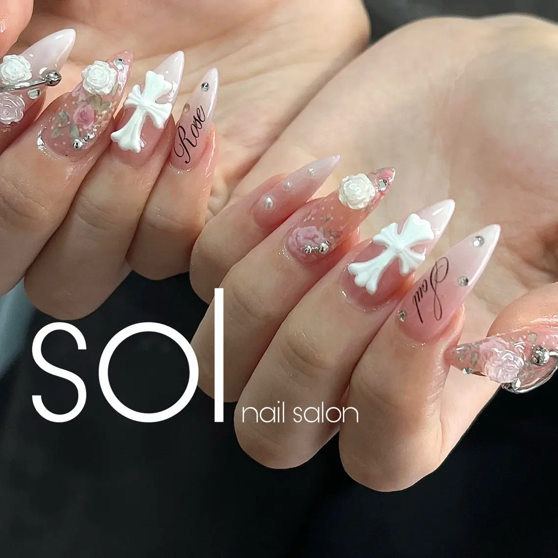 ネイル ハンドネイル sol manakaのネイルデザイン