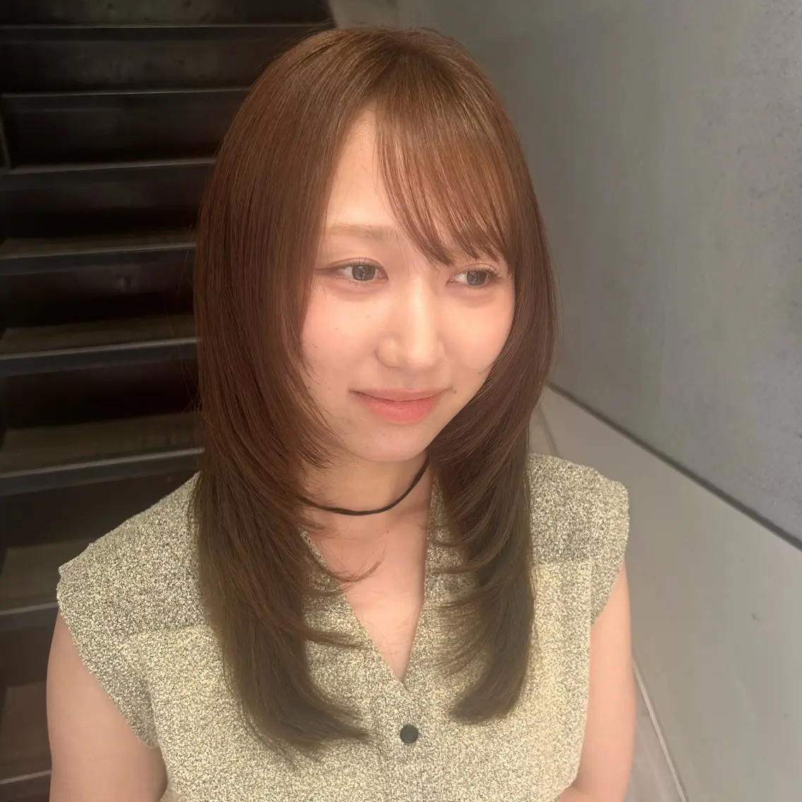 セミロング カラー カット ヘアカラー トリートメント ベージュ/ブラウン 透明感カラー🍑のヘアスタイル