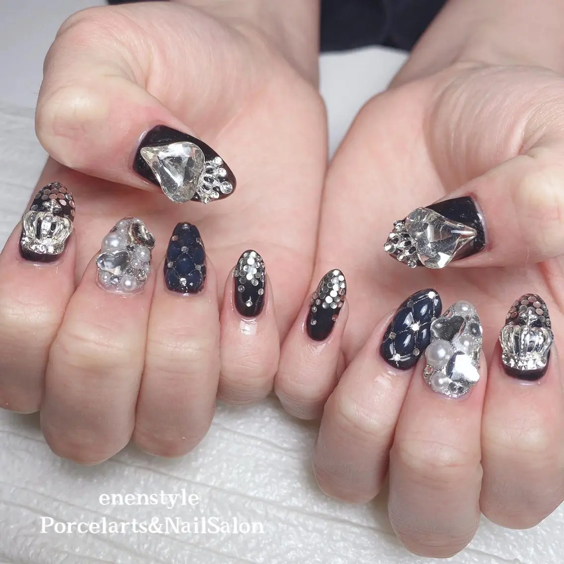 ミディアム ネイル 🐾enen style 🐾のネイルデザイン