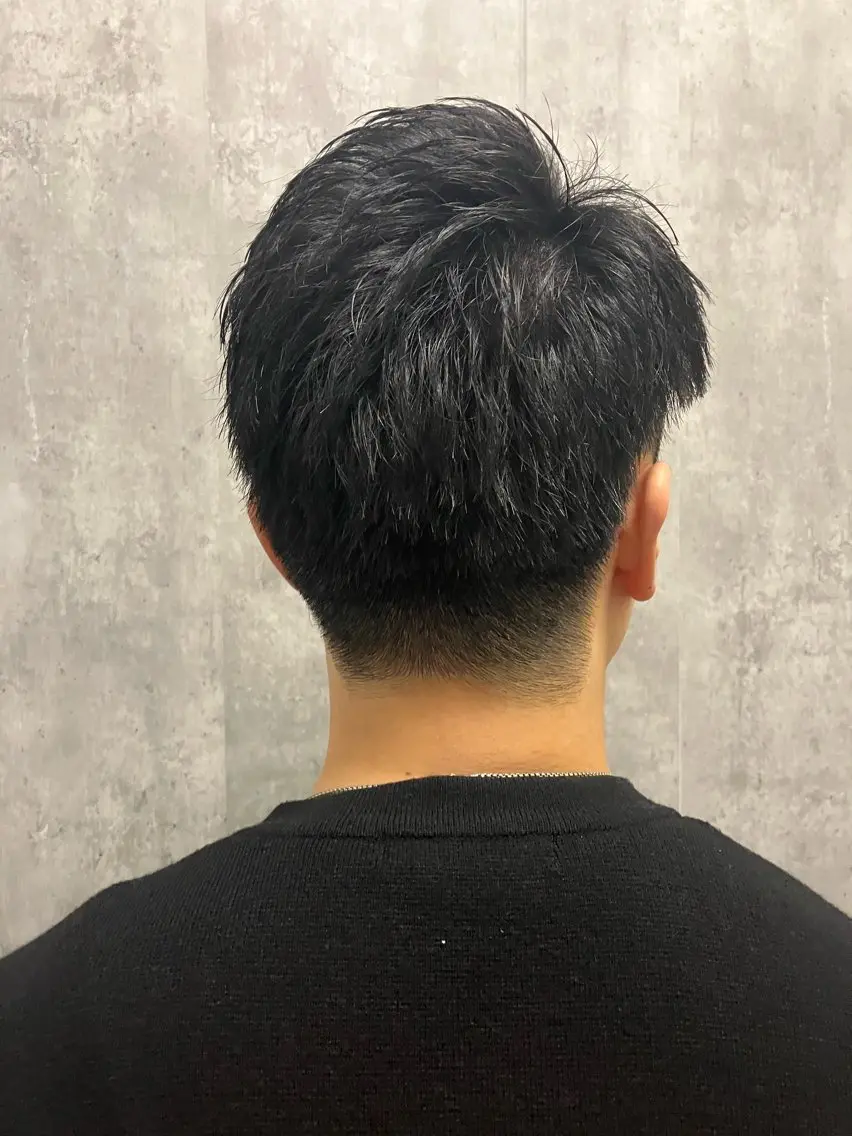 ショート メンズ SAKI SAKIのヘアスタイル