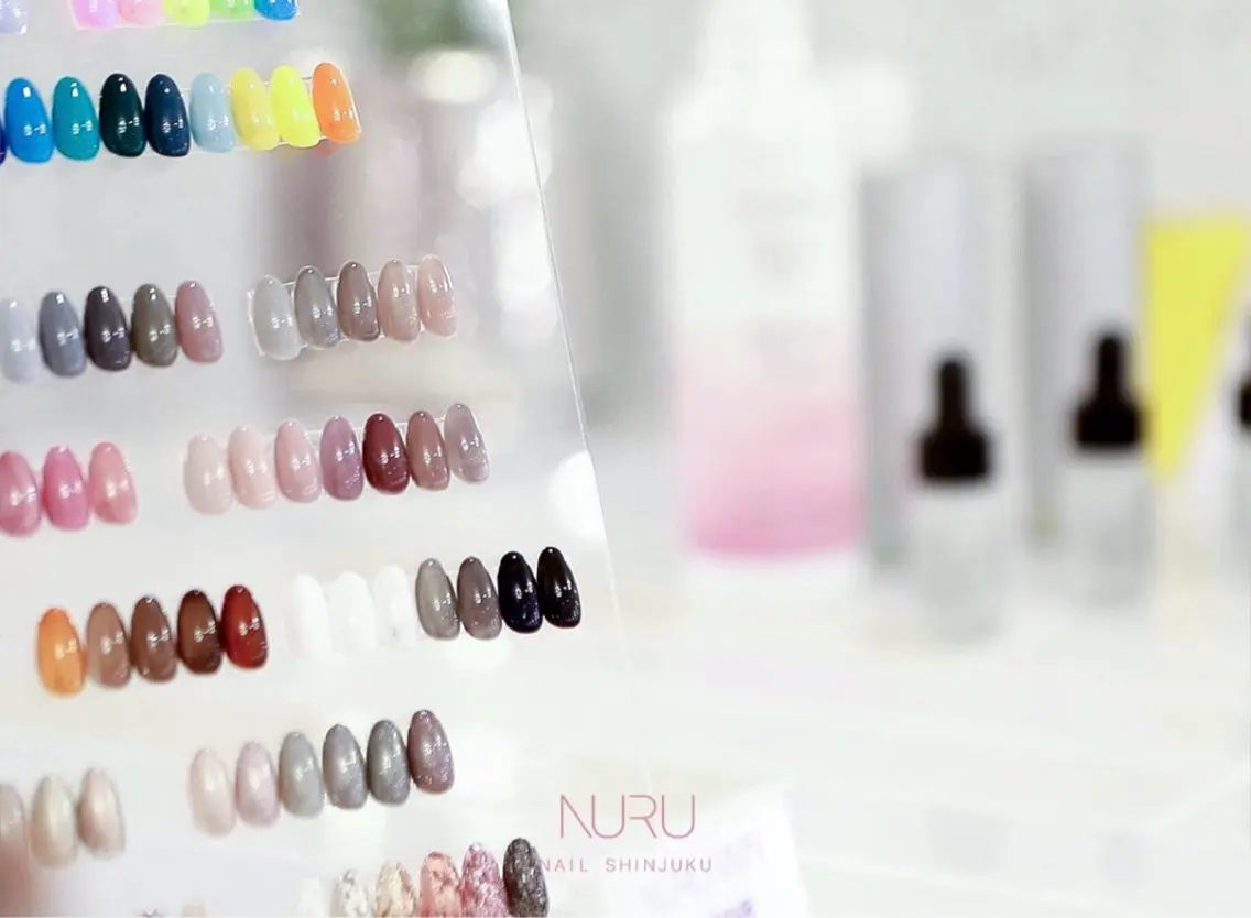 フットネイル ハンドケア NULLNAIL新宿 YUIのネイルデザイン