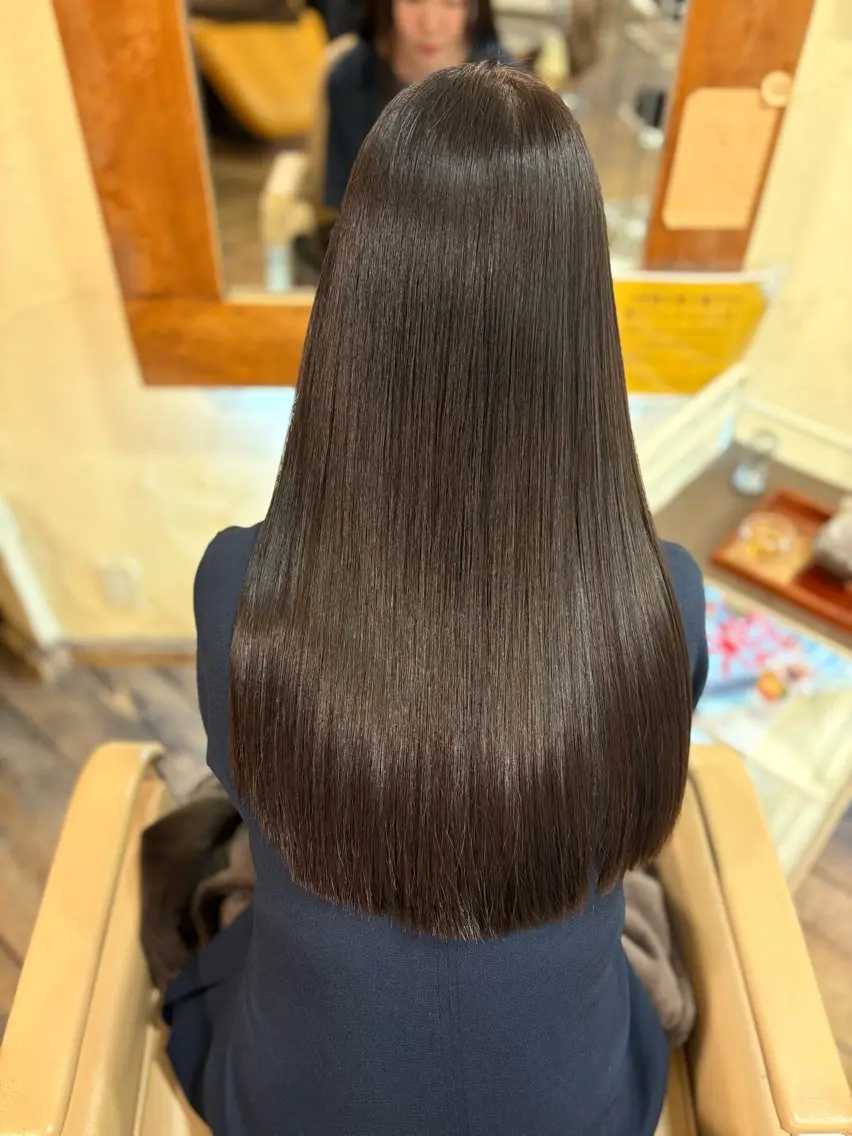 ロング カット ヘアカラー トリートメント 柘植 雅大のヘアスタイル