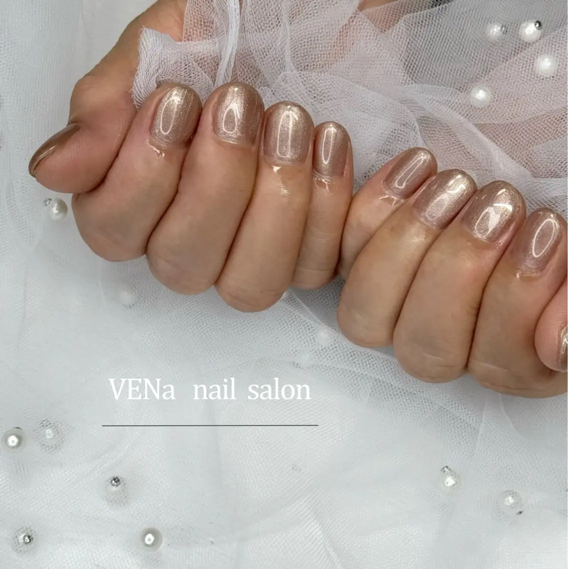 ネイル オーロラネイル フラッシュネイル フットネイル フレンチネイル 氷ネイル・うるうるネイル VENa eye＆ nail salonのネイルデザイン