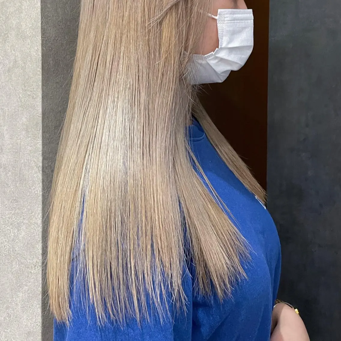 ロング ヘアカラー トリートメント nene .のヘアスタイル