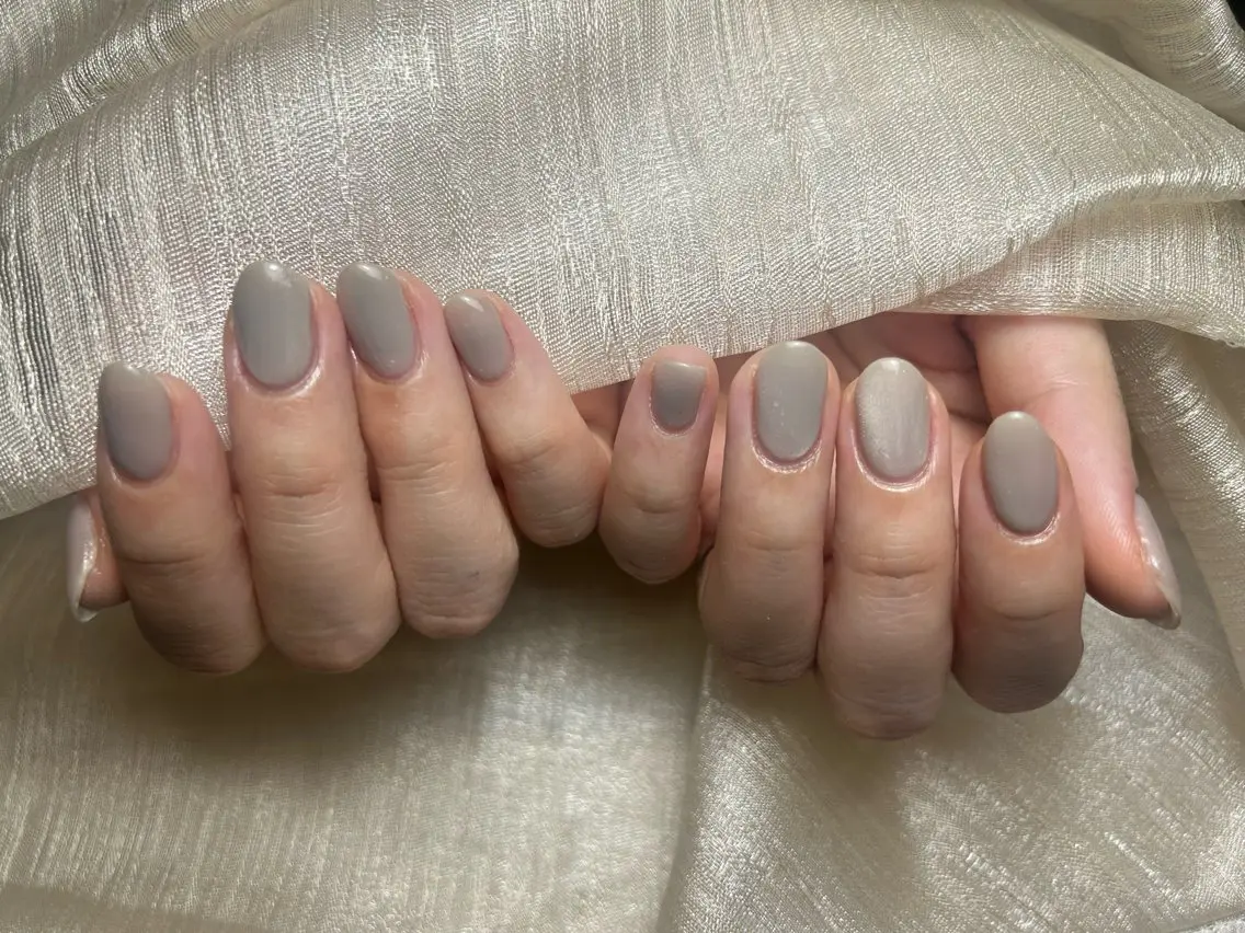 ネイル ハンドネイル ハンドケア モナ& ナナのネイルデザイン