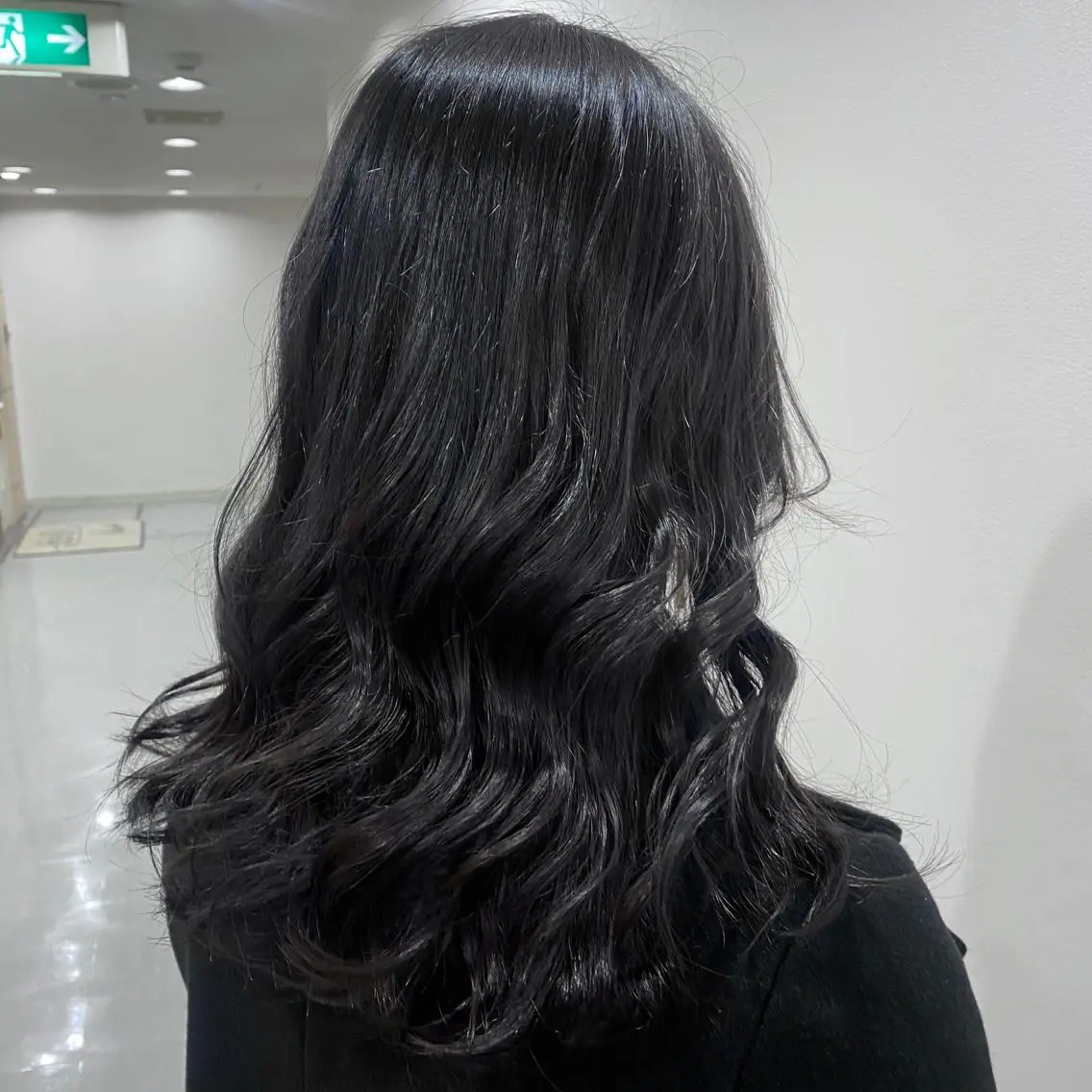 セミロング カラー マンツーマン女性 美容師 奏のヘアスタイル