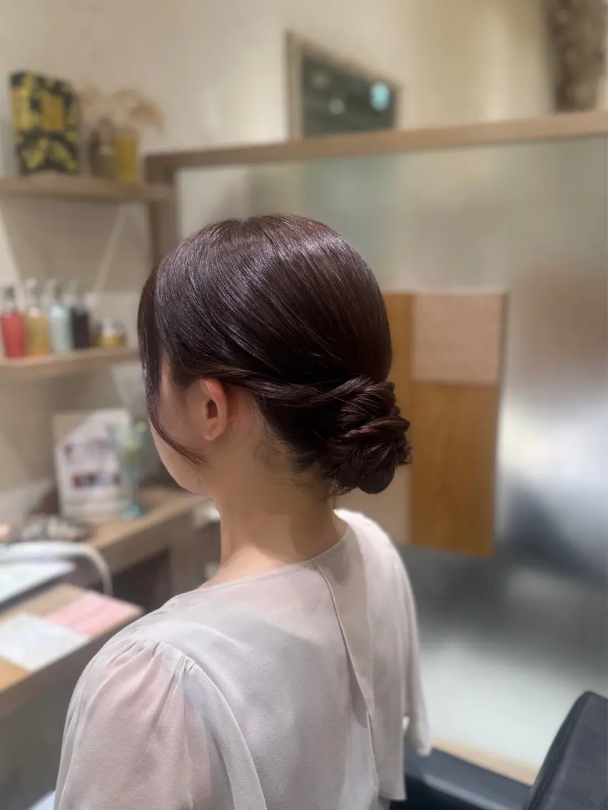ヘアアレンジ chihiro 🐰 髪質改善/透明感🫧のヘアスタイル