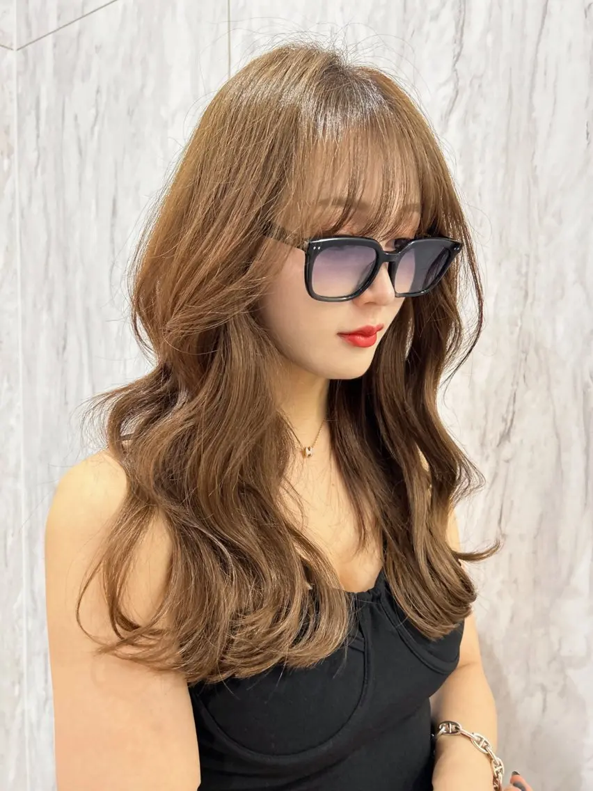 ロング 🥇KEN /レイヤー/カラーのヘアスタイル