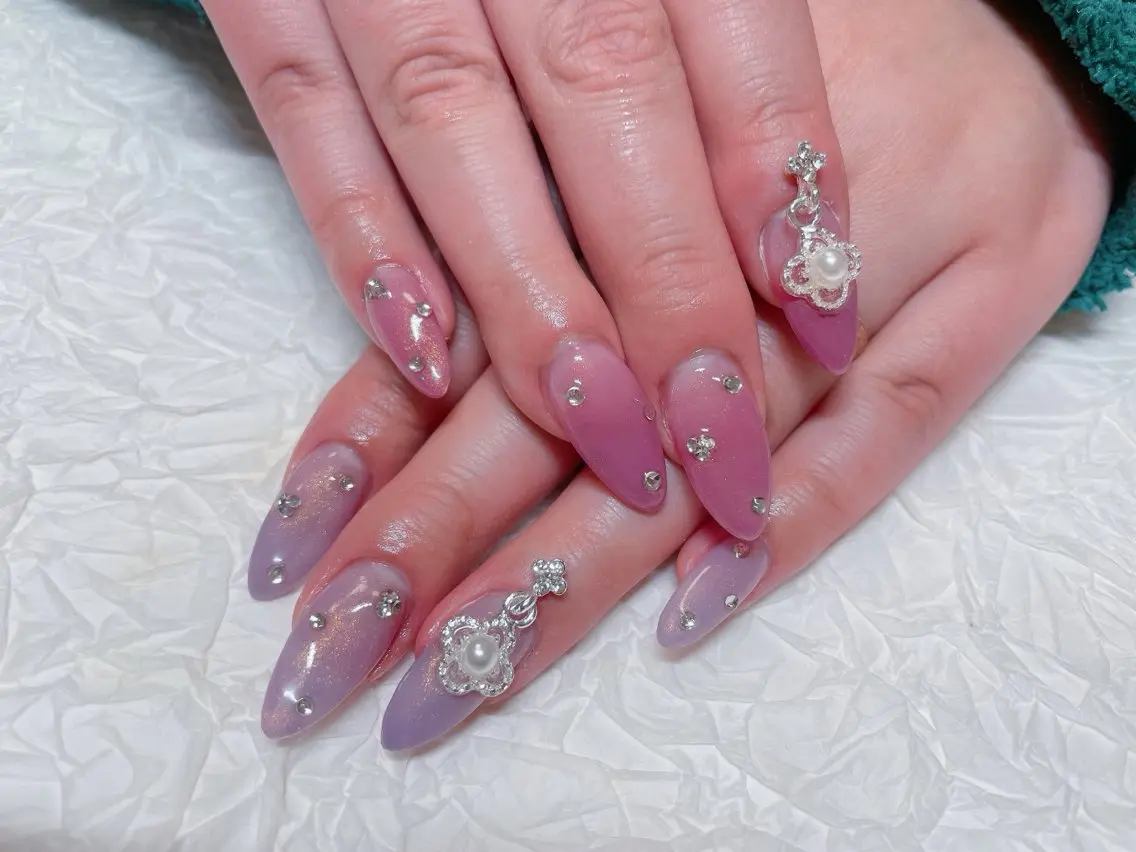 ネイル ハンドネイル ハンドケア 💫ゆか_ Nailartistのネイルデザイン