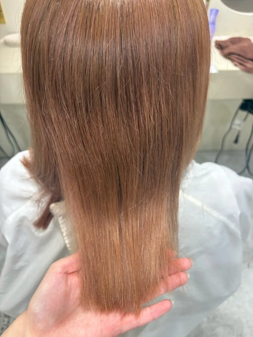 ミディアム トリートメント 今 咲乃のヘアスタイル