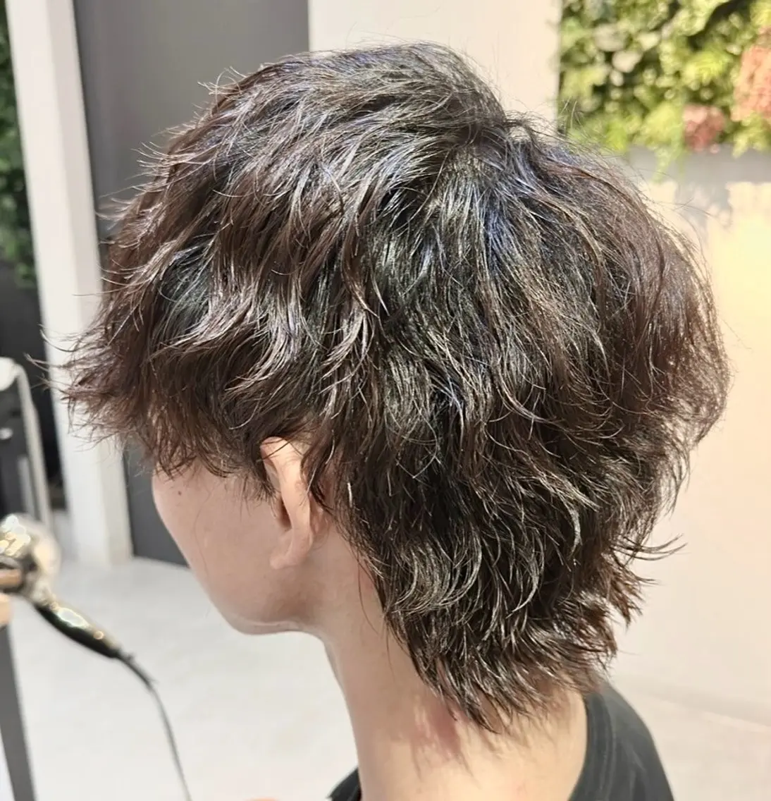 パーマ メンズ センターパート ダウンパーマ カルマパーマ マッシュ メンズパーマ 野村 俊太のヘアスタイル