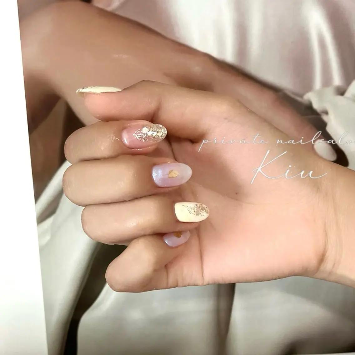 ネイル ジェルネイル ミラーネイル ニュアンスネイル オフィスネイル ショートネイル kiu nailsalonのネイルデザイン