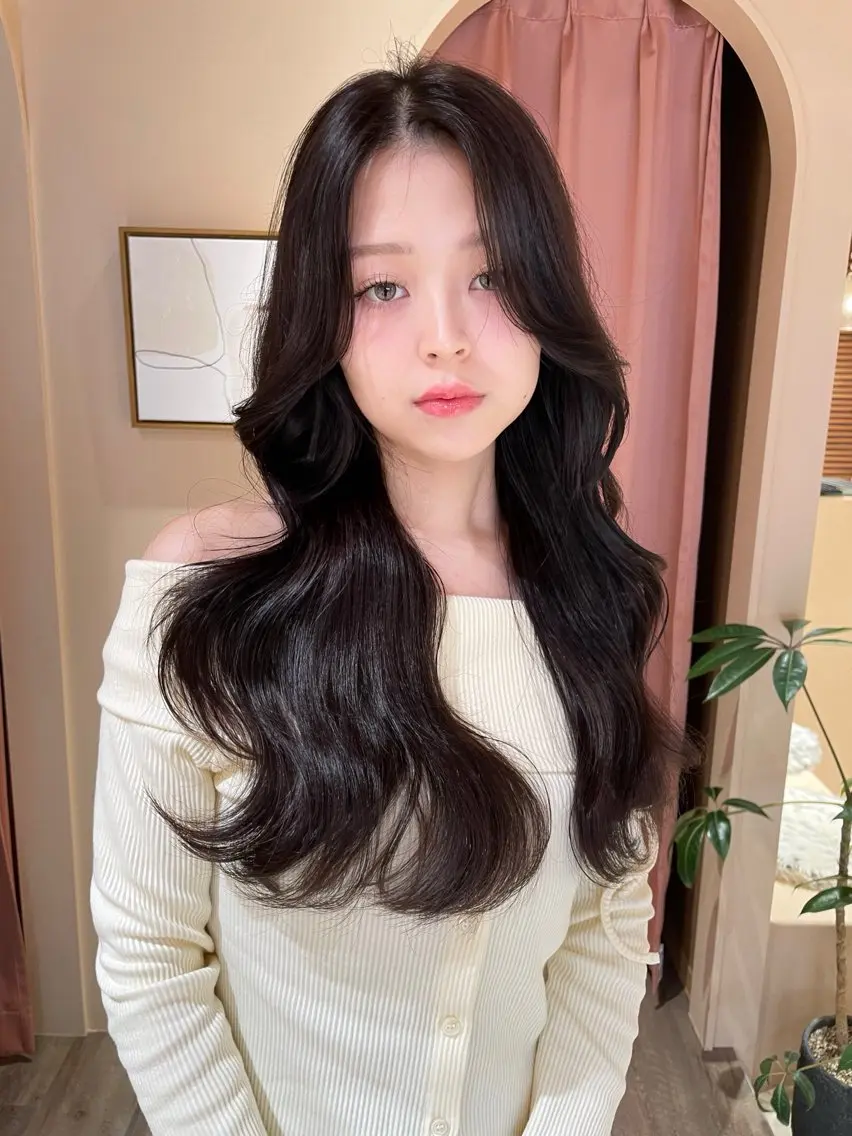 ロング ヘアアレンジ 髙塚碧🇰🇷 韓国ヘア🎗️のヘアスタイル