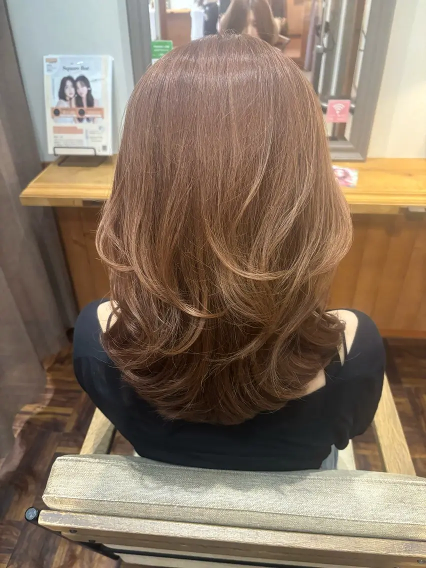 セミロング 顔周りカット 韓国風ヘア レイヤーカット カット ヘッドスパ Ayano_ Jill francのヘアスタイル