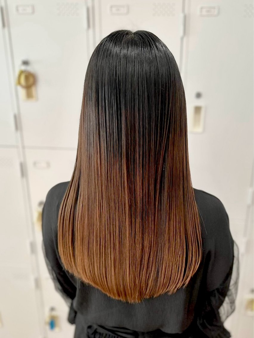 ロング カット こちんだ ともかのヘアスタイル