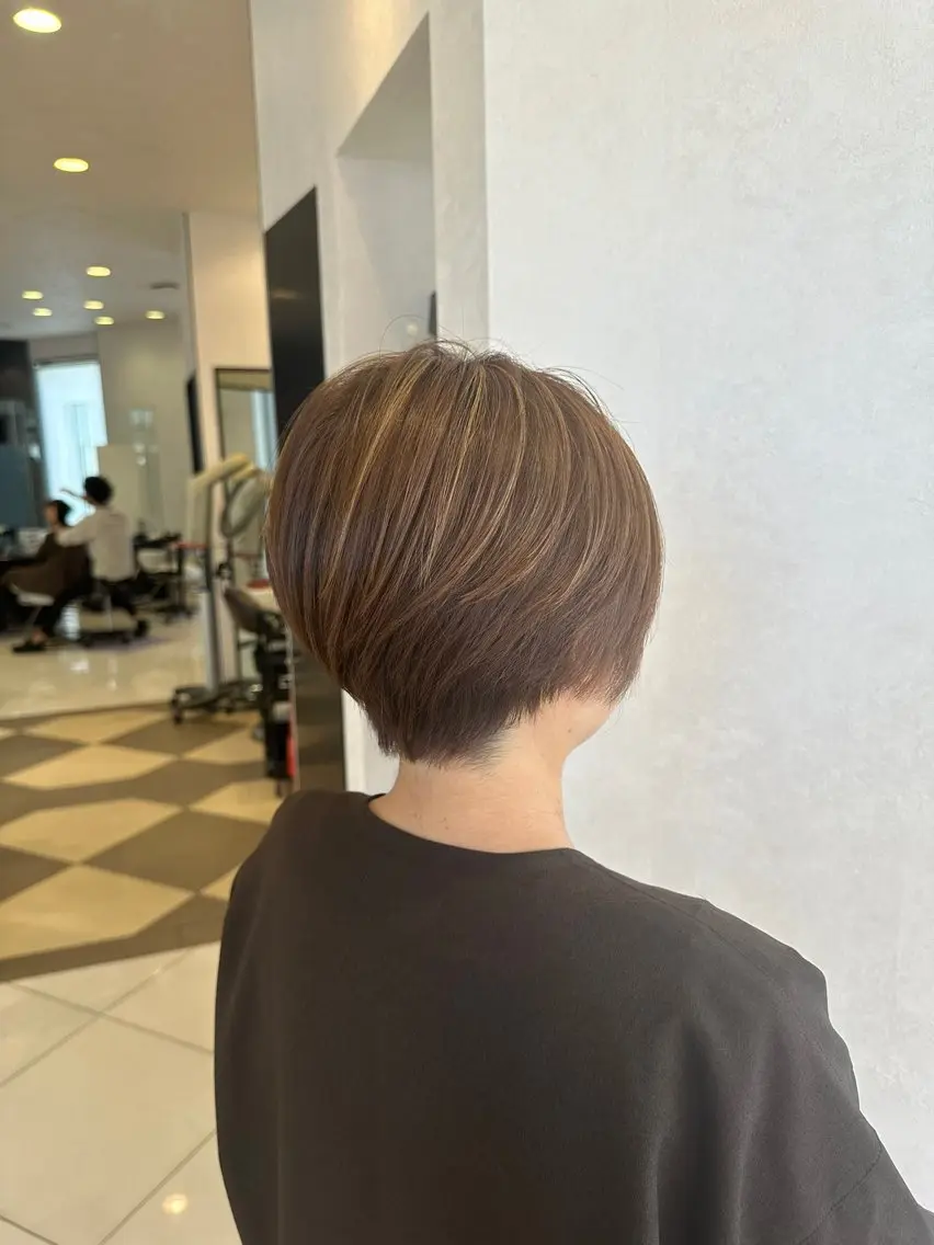 ショート 上村 菜月のヘアスタイル