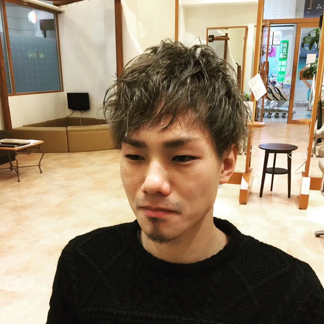 ショート メンズ カット 縮毛矯正 庄嶋 彩香のヘアスタイル