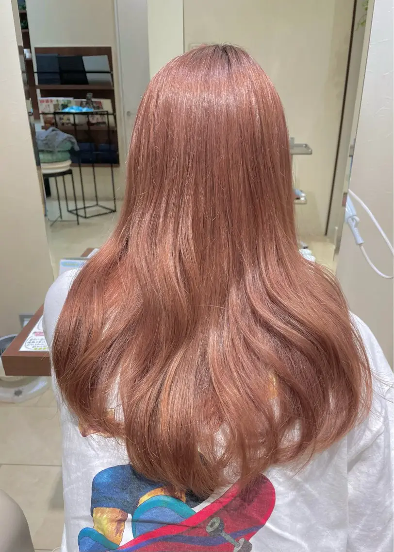 ロング カラー ベージュカラー ブリーチ ピンクカラー ピンクベージュ トリートメント ヘアカラー トリートメント 森 邑奈のヘアスタイル