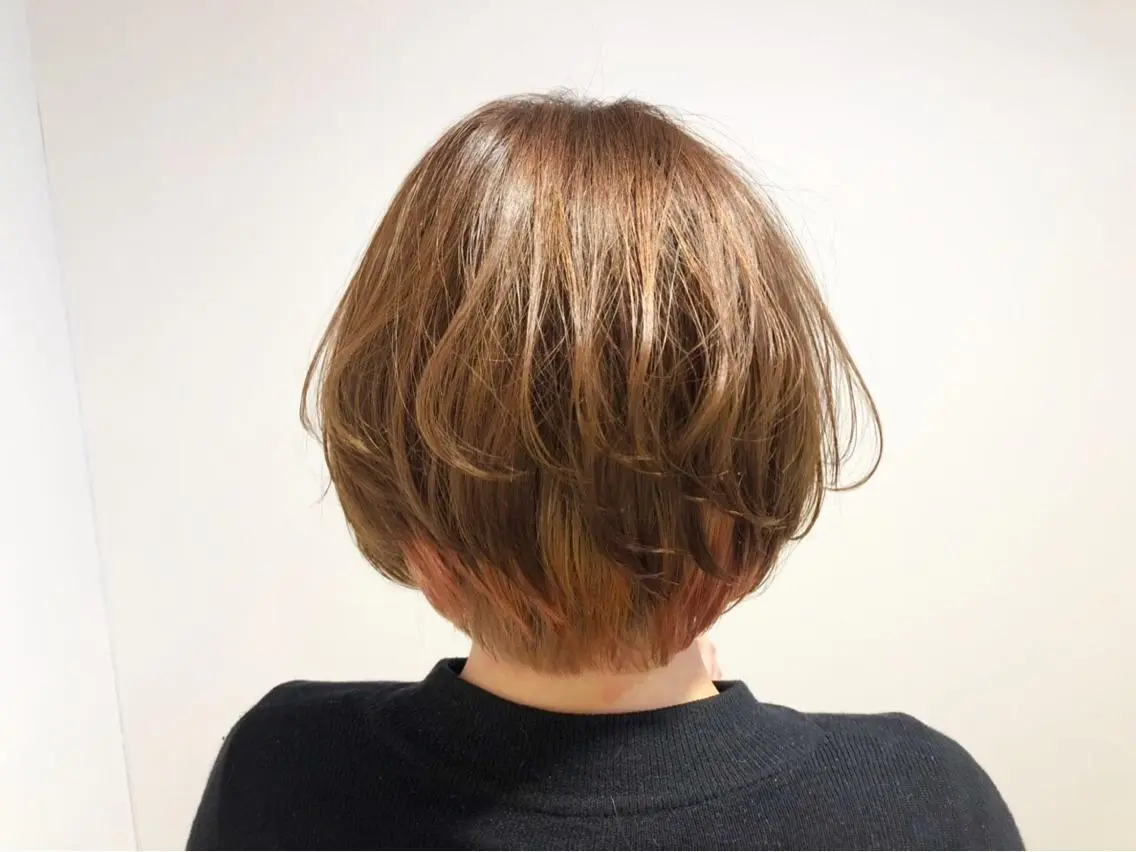 ショート カラー インナーカラー カット トリートメント 美髪・髪質改善 有田怜平のヘアスタイル