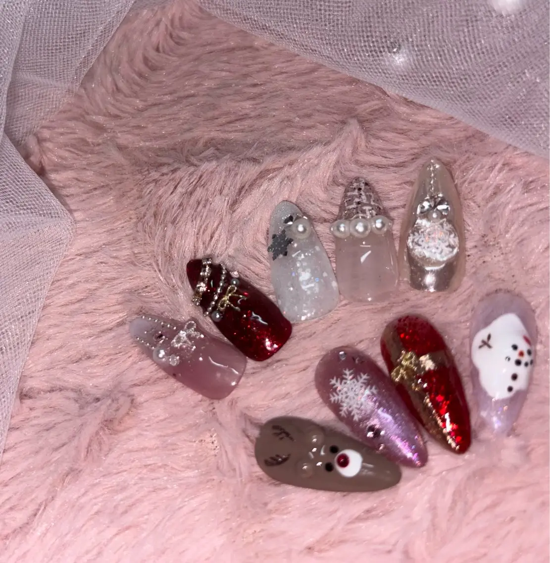 ネイル アートネイル 冬ネイル クリスマス ハンドネイル kaho  🧸🎀 RiLionのネイルデザイン