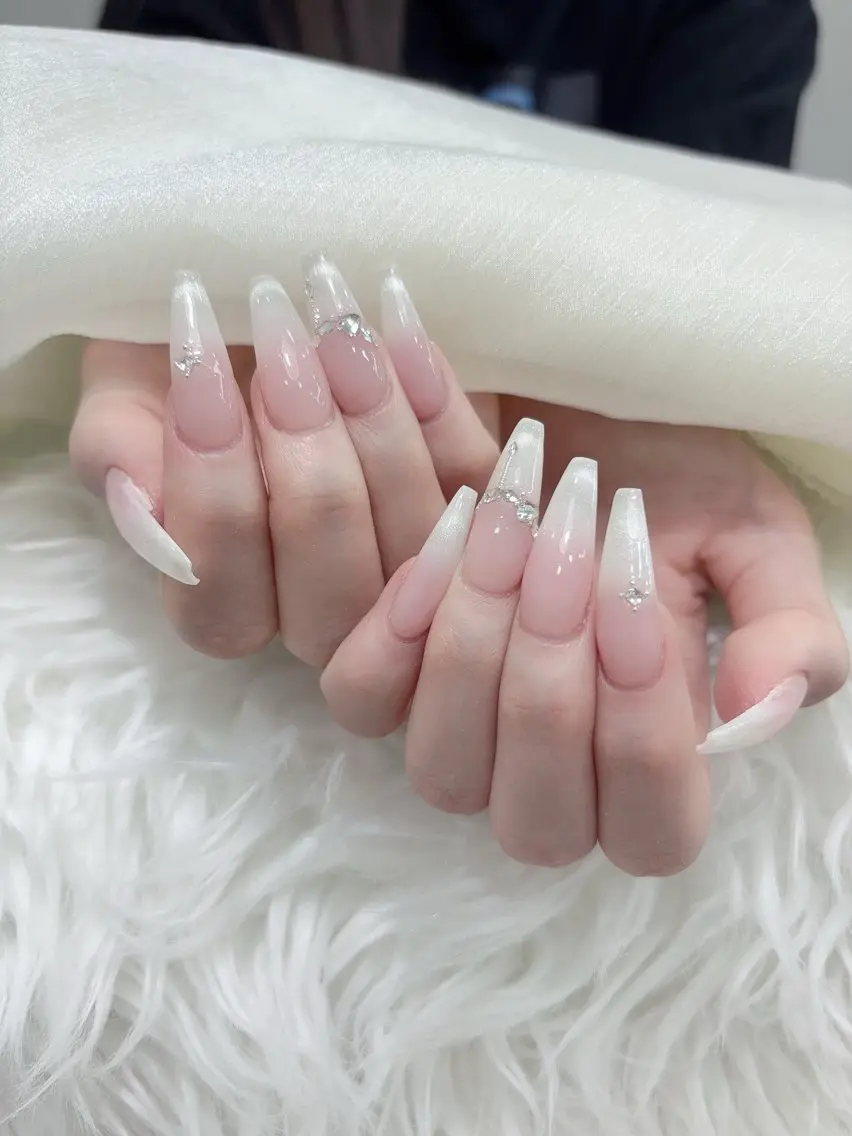 ネイル 成人式 マグネットネイル 大理石ネイル(マーブル) リボン 夏ネイル ハンドネイル MoMoA Nail ネイル長さ出し専門店のネイルデザイン