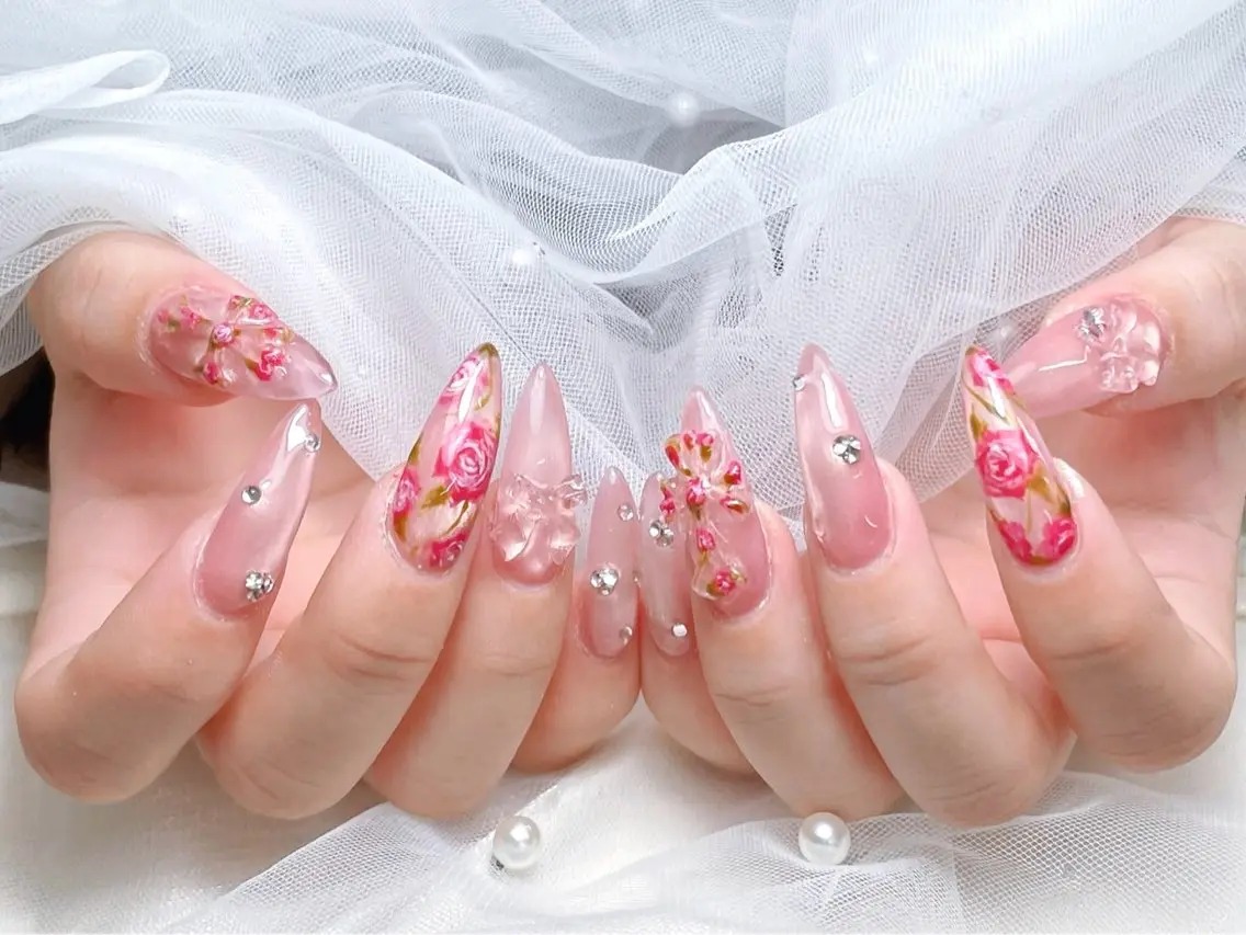 ネイル lucky nail 歌舞伎町のネイルデザイン