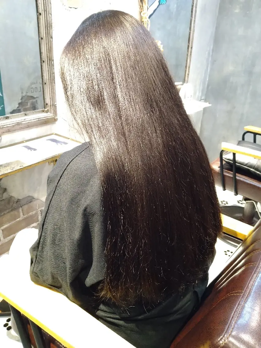 ロング トリートメント 田中 綾乃のヘアスタイル