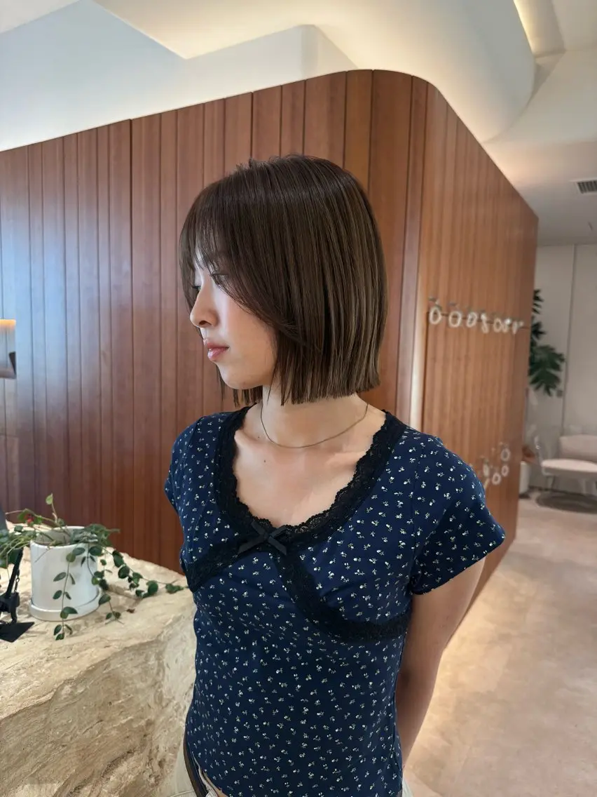 ショート カラー 切りっぱなしボブ ショートボブ ボブレイヤー 透明感カラー ボブ カット ヘアカラー トリートメント 渋谷ボブ特化 /田中航平のヘアスタイル