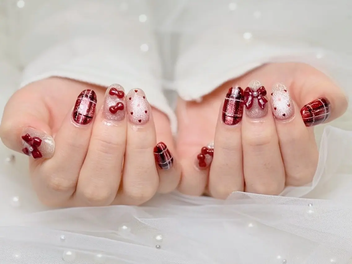 ネイル lucky nail 歌舞伎町のネイルデザイン
