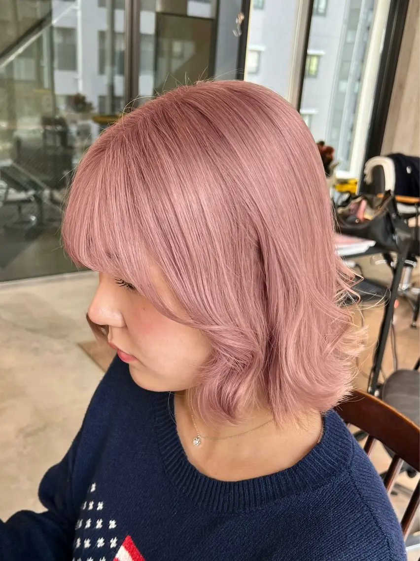 ミディアム カット ヘアカラー トリートメント オオバヤシ マホのヘアスタイル