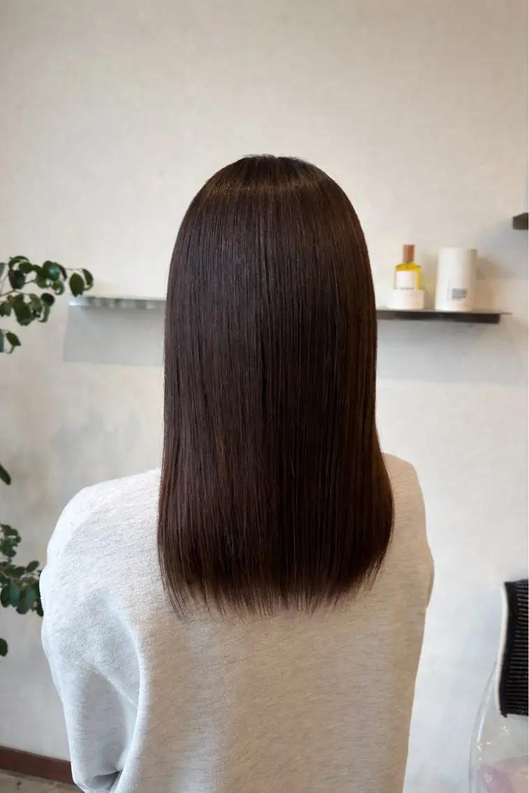 ミディアム カラー ヘアカラー トリートメント ShowBit ／mioのヘアスタイル