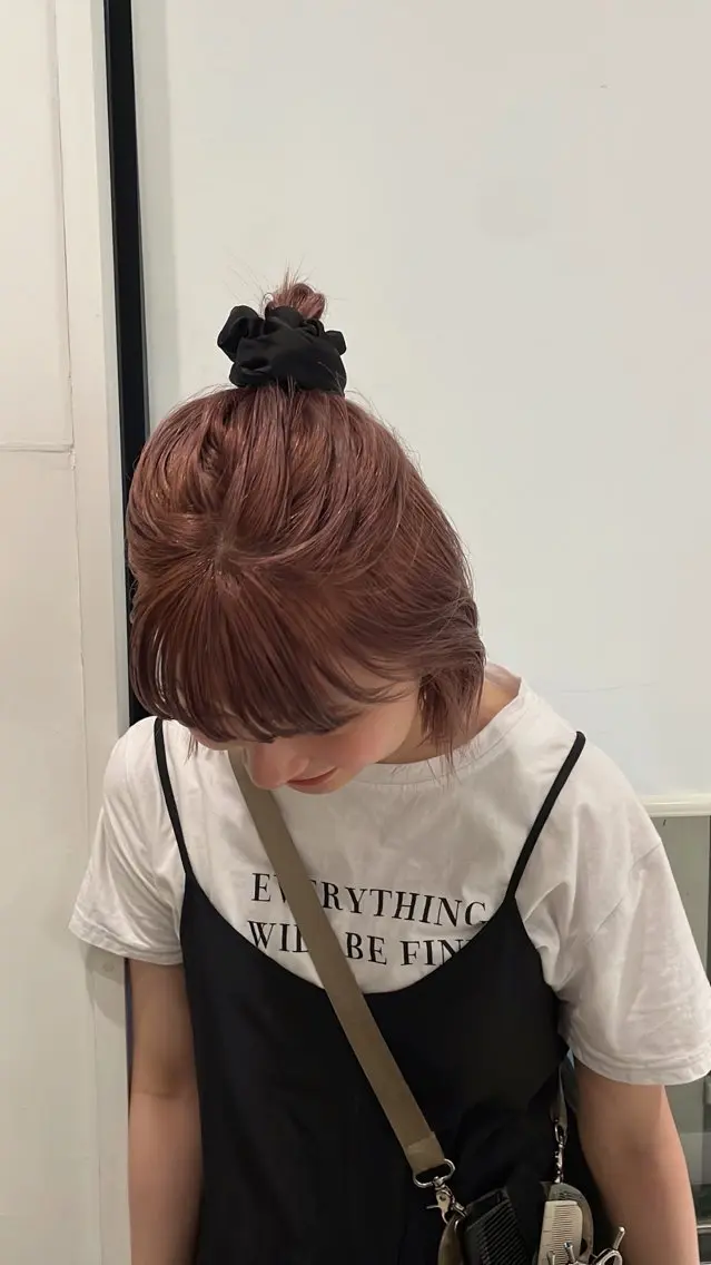 ショート 盛れる透明感カラー momokaのヘアスタイル
