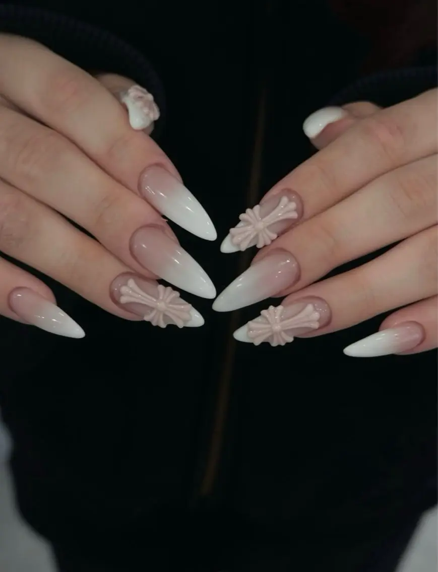 ネイル 韓国ネイル マグネットネイル 持ち込み ハンドネイル ハンドケア Mika nail_Royalのネイルデザイン