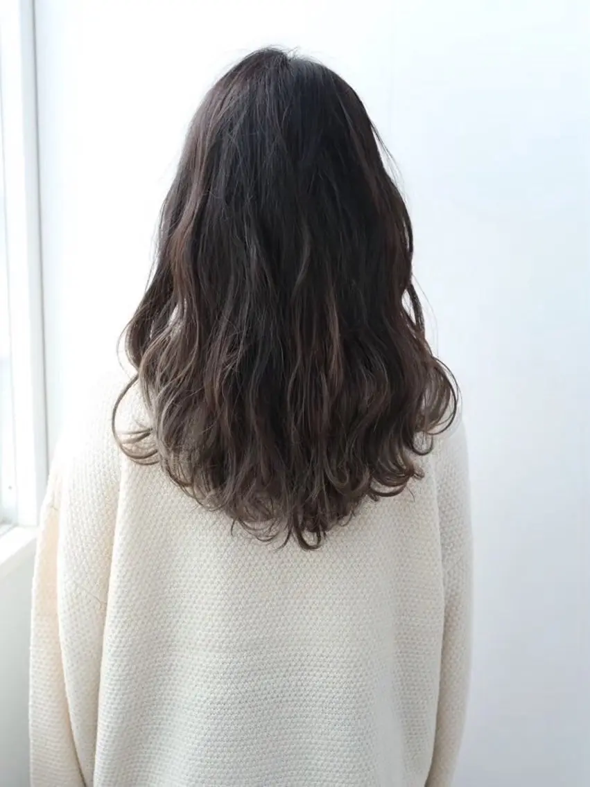 ロング パーマ カット パーマ 小澤 琉凪のヘアスタイル