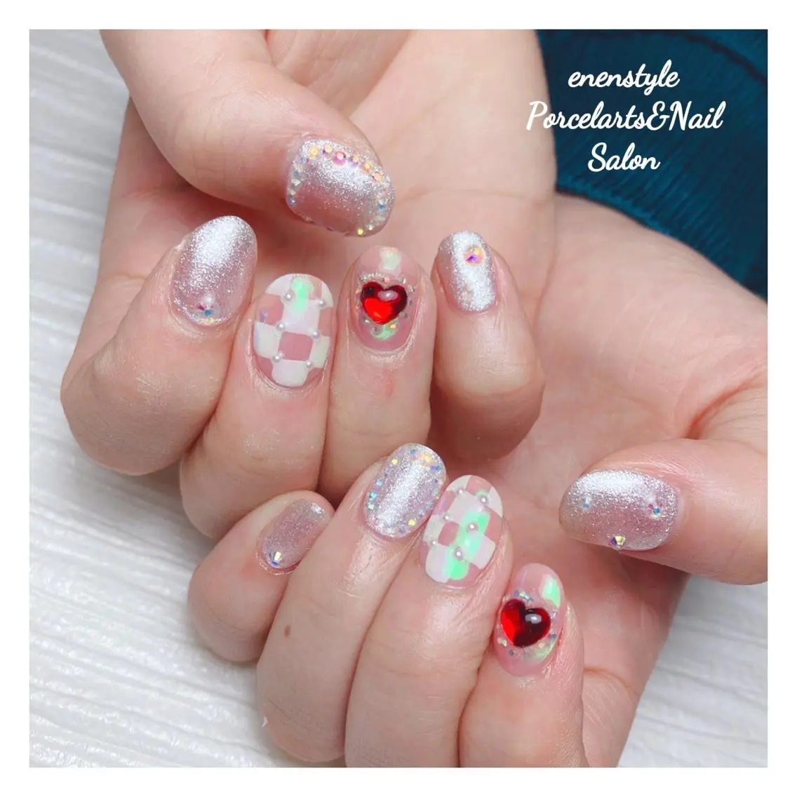 ミディアム ネイル 🐾enen style 🐾のネイルデザイン