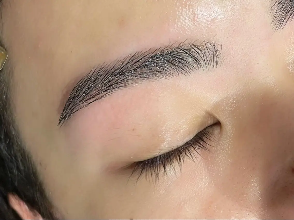 メンズ アイブロウ 🪞ToMe Eyelash🩰のマツエク・マツパデザイン